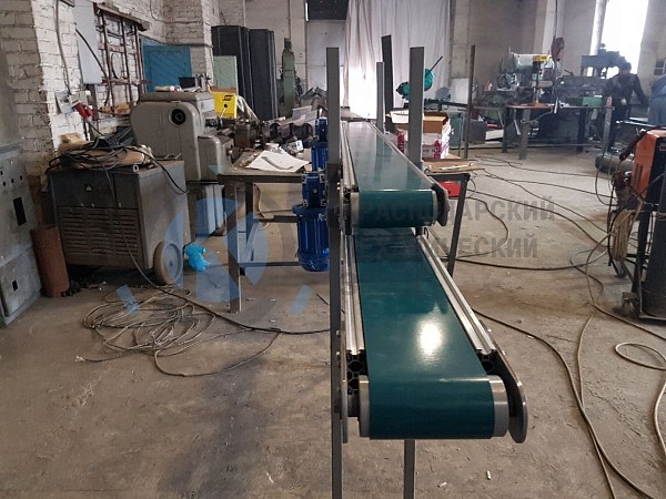 Производство Конвейер с лентой ПВХ